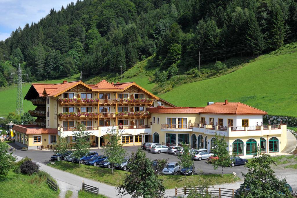 Hotel Seeblick Goldegg Ngoại thất bức ảnh