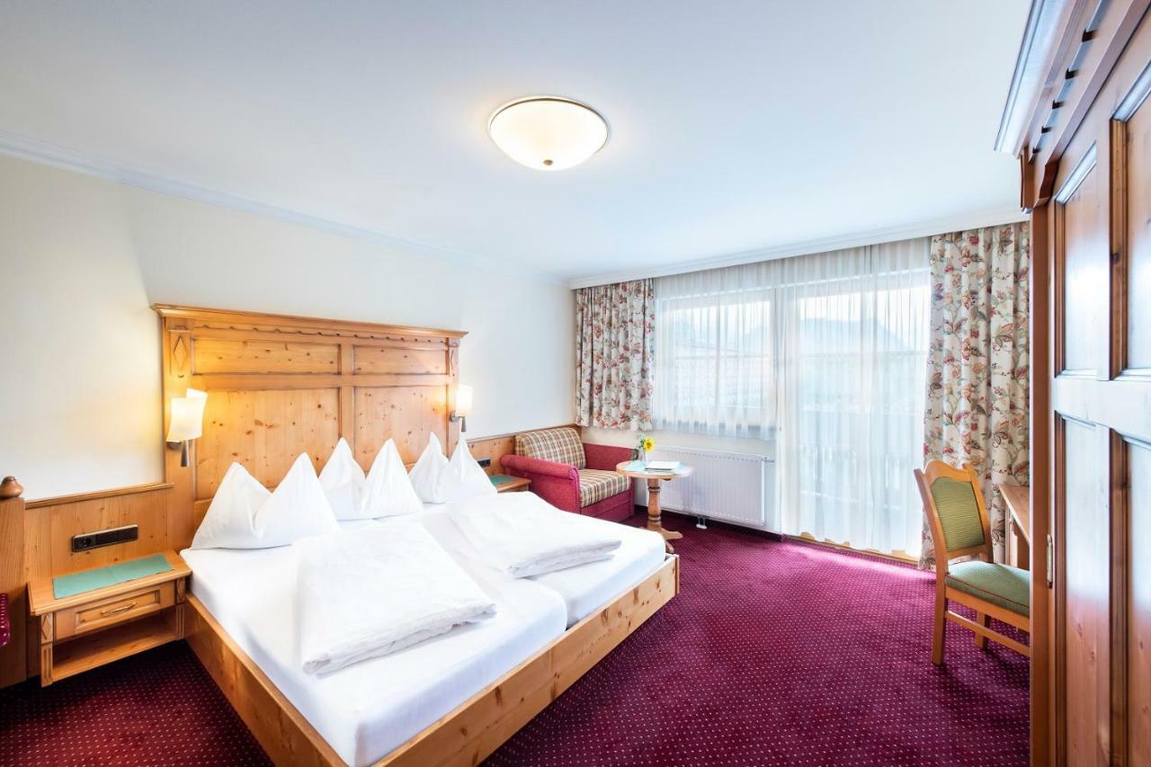 Hotel Seeblick Goldegg Ngoại thất bức ảnh