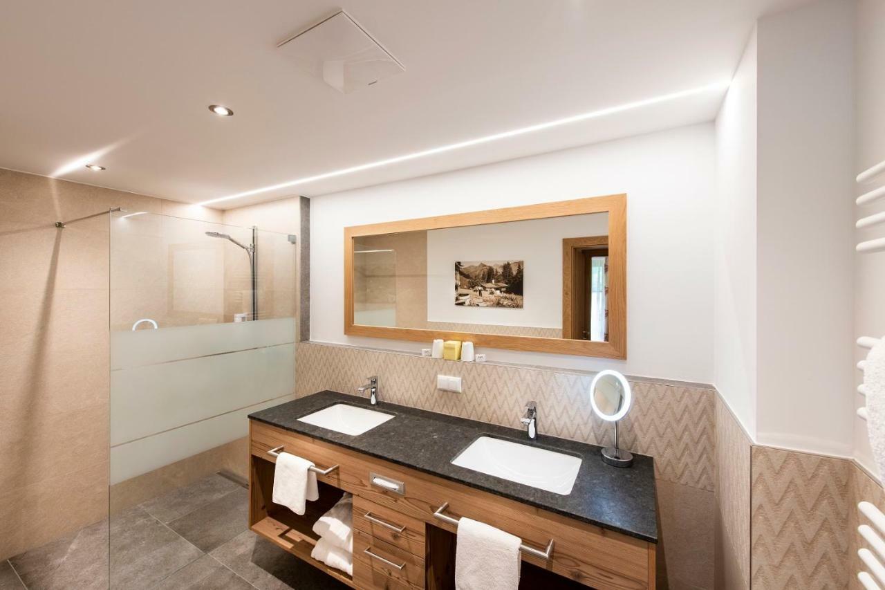 Hotel Seeblick Goldegg Ngoại thất bức ảnh