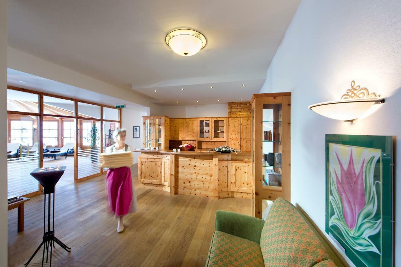 Hotel Seeblick Goldegg Ngoại thất bức ảnh